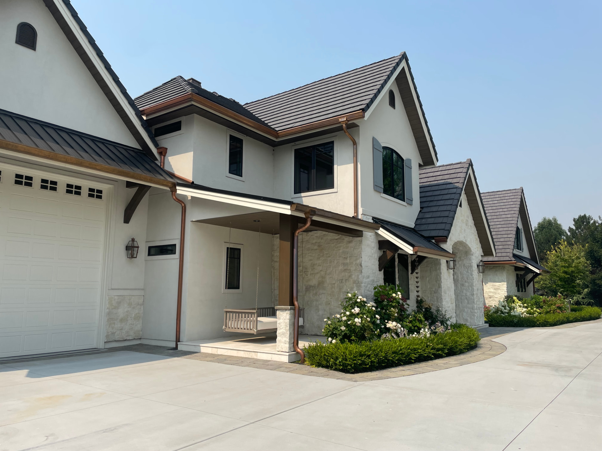 The White Brick House finished interior — image 2